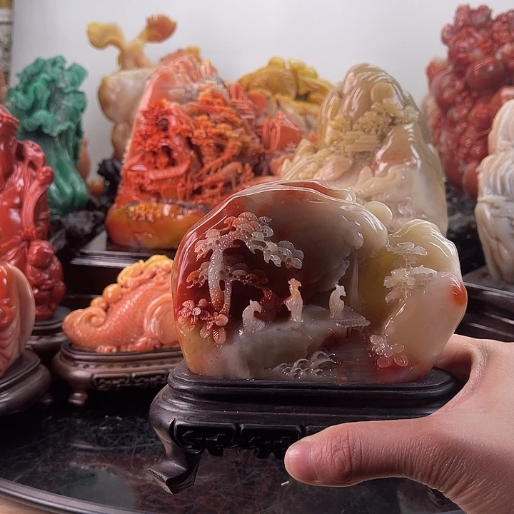 寿山石松下雅聚摆件