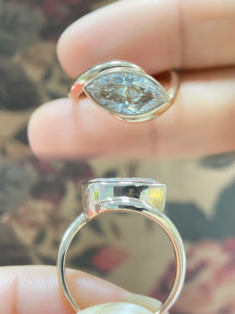 实验室培育钻石RZ培育钻异形马眼钻18K金戒指INS风