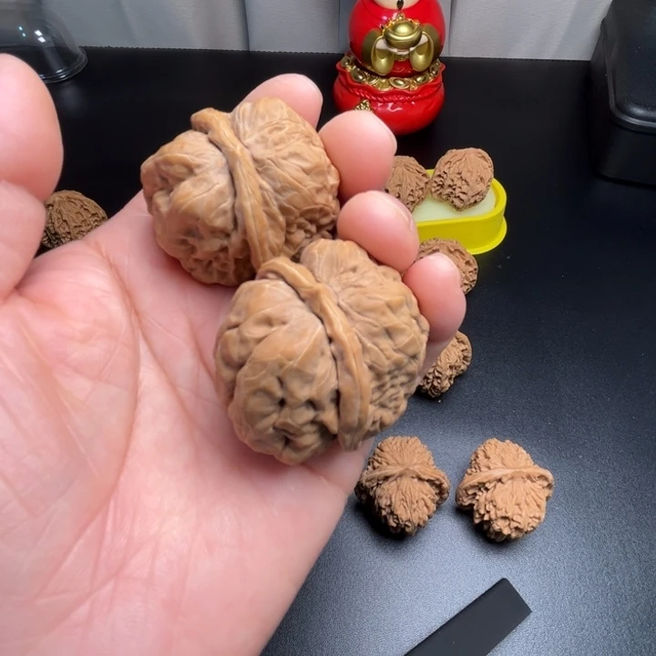 桃核吊坠蛤蟆头38