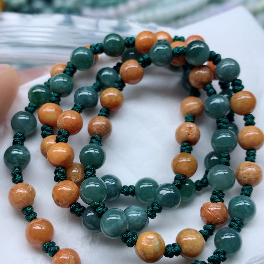 翡翠颈饰未镶嵌手串