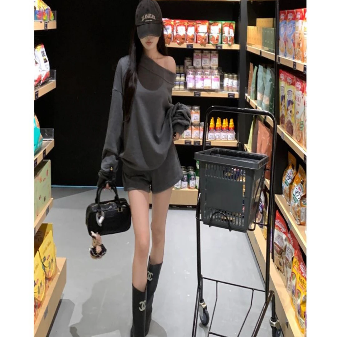 68080#大码早秋休闲套装女辣妹露肩斜领宽松慵懒长袖短裤显瘦套装