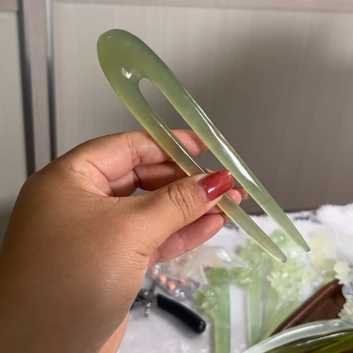 小***妹蛇纹石玉未镶嵌发簪