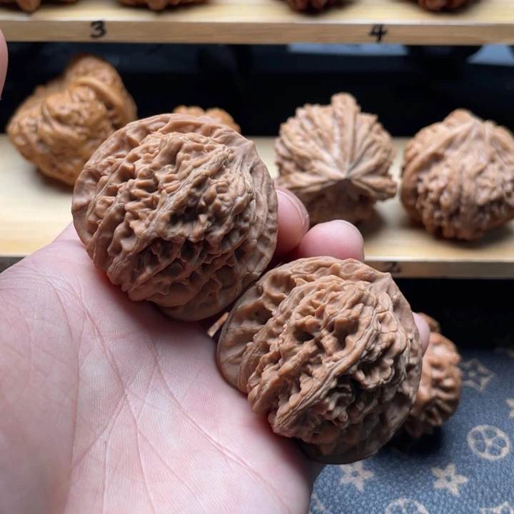 核桃四座楼文玩核桃