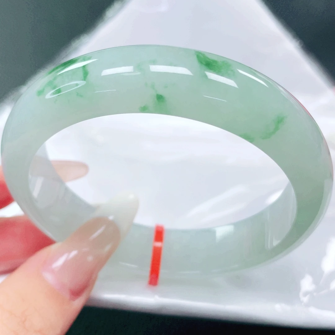 翡翠未镶嵌手镯55