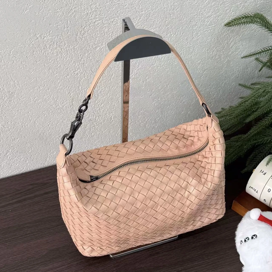 95新 BOTTEGA VENETA/葆蝶家 粉色编织小号饭盒单肩包 123671