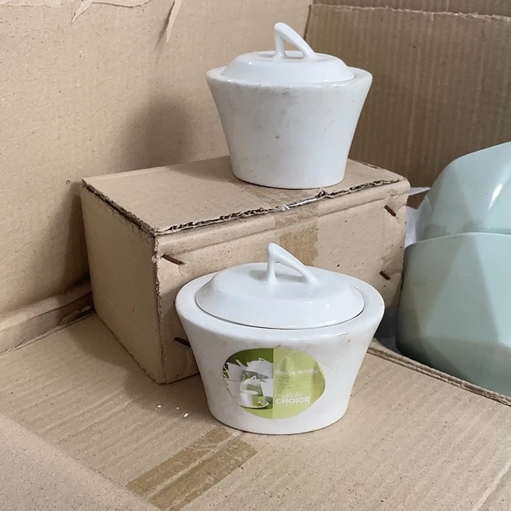 瓷片国营四厂骨质瓷糖缸一对