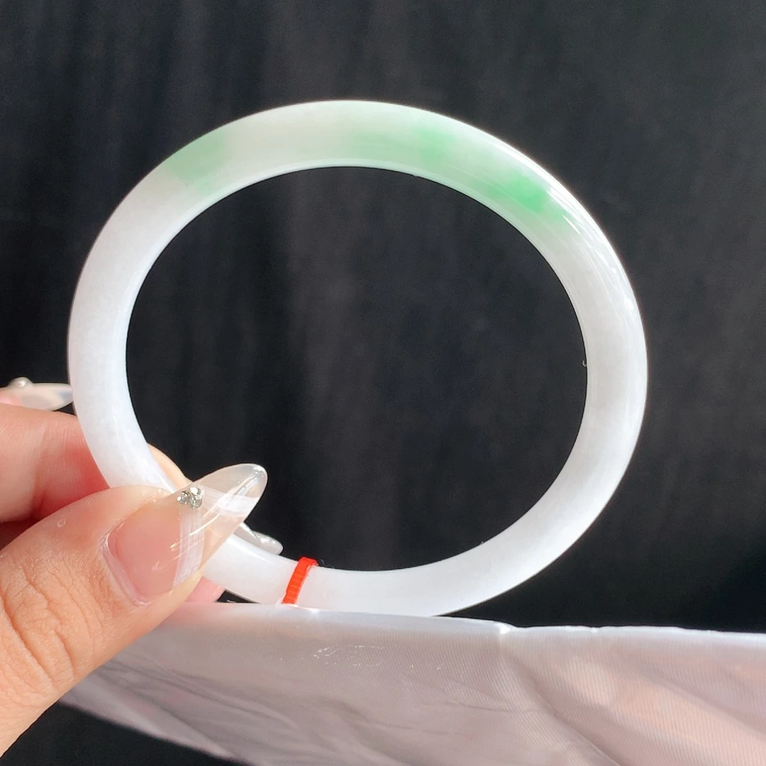 翡翠手镯未镶嵌59圈0078