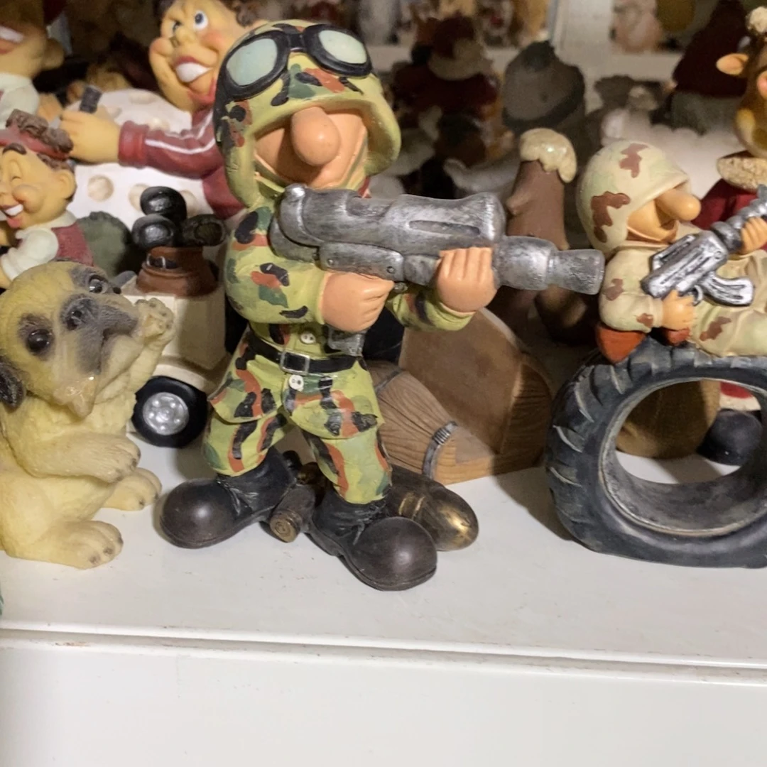 €***的树脂默认微瑕 树脂摆件