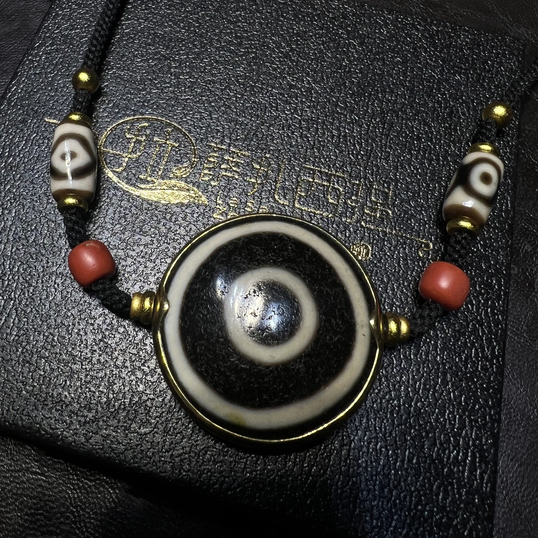 上肯羊眼板珠直径约40mm全套满配饰