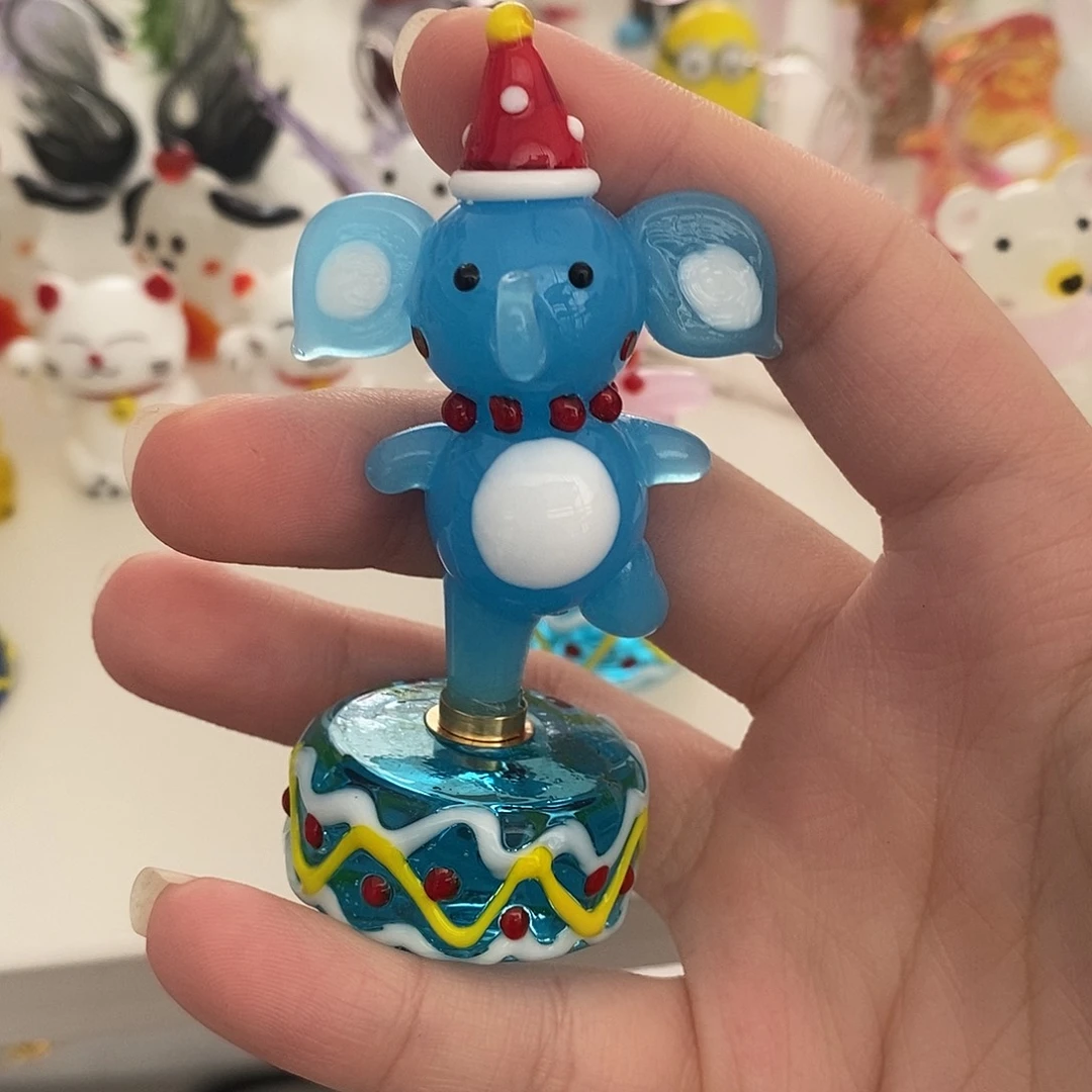 芳***子琉璃手工艺品旋转大象