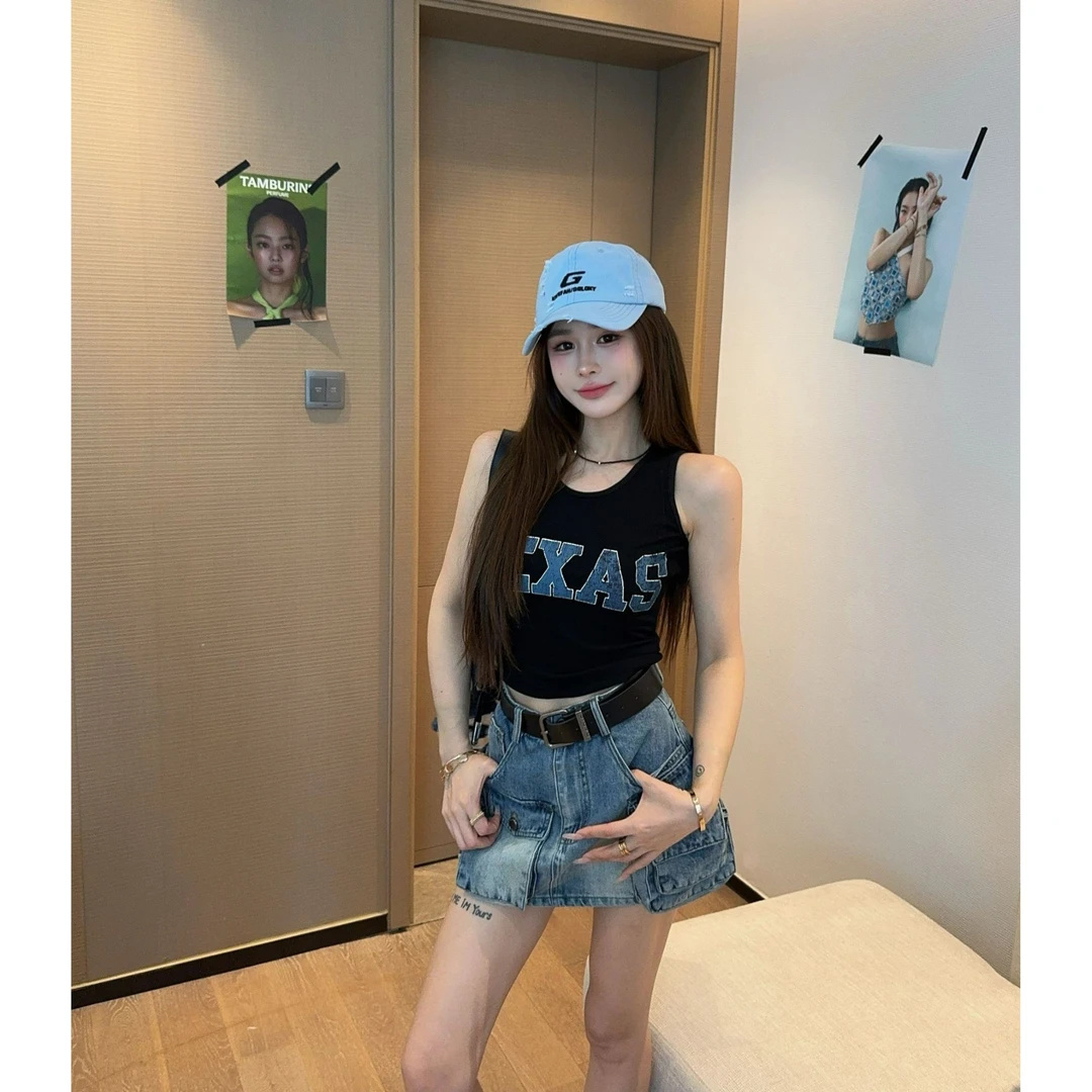 米娜家【都市漫游】泡菜订制黑色显瘦字母背心