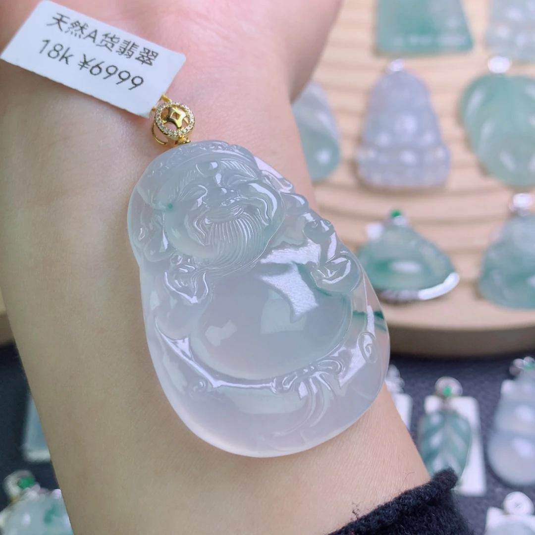 F***@翡翠18K金镶嵌颈饰吊坠