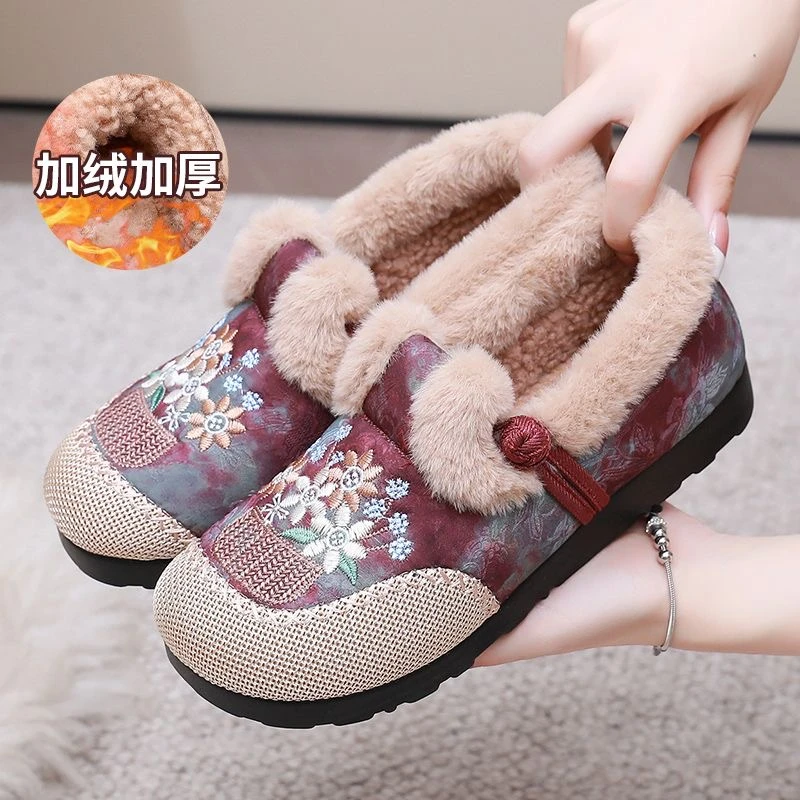 2025年时尚绣花冬季加绒棉鞋加厚保暖一脚蹬中国植物花卉潮流风