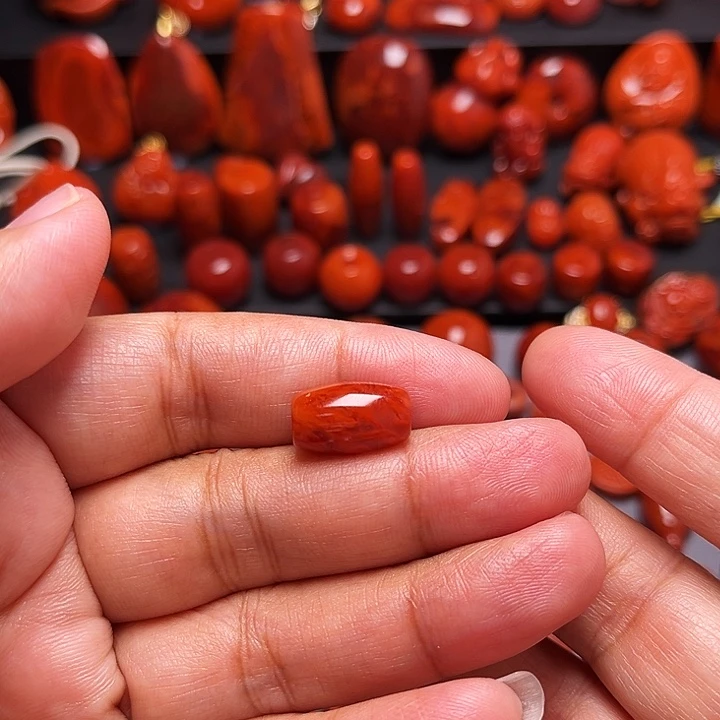 南红玛瑙未镶嵌配饰火焰纹桶珠9mm