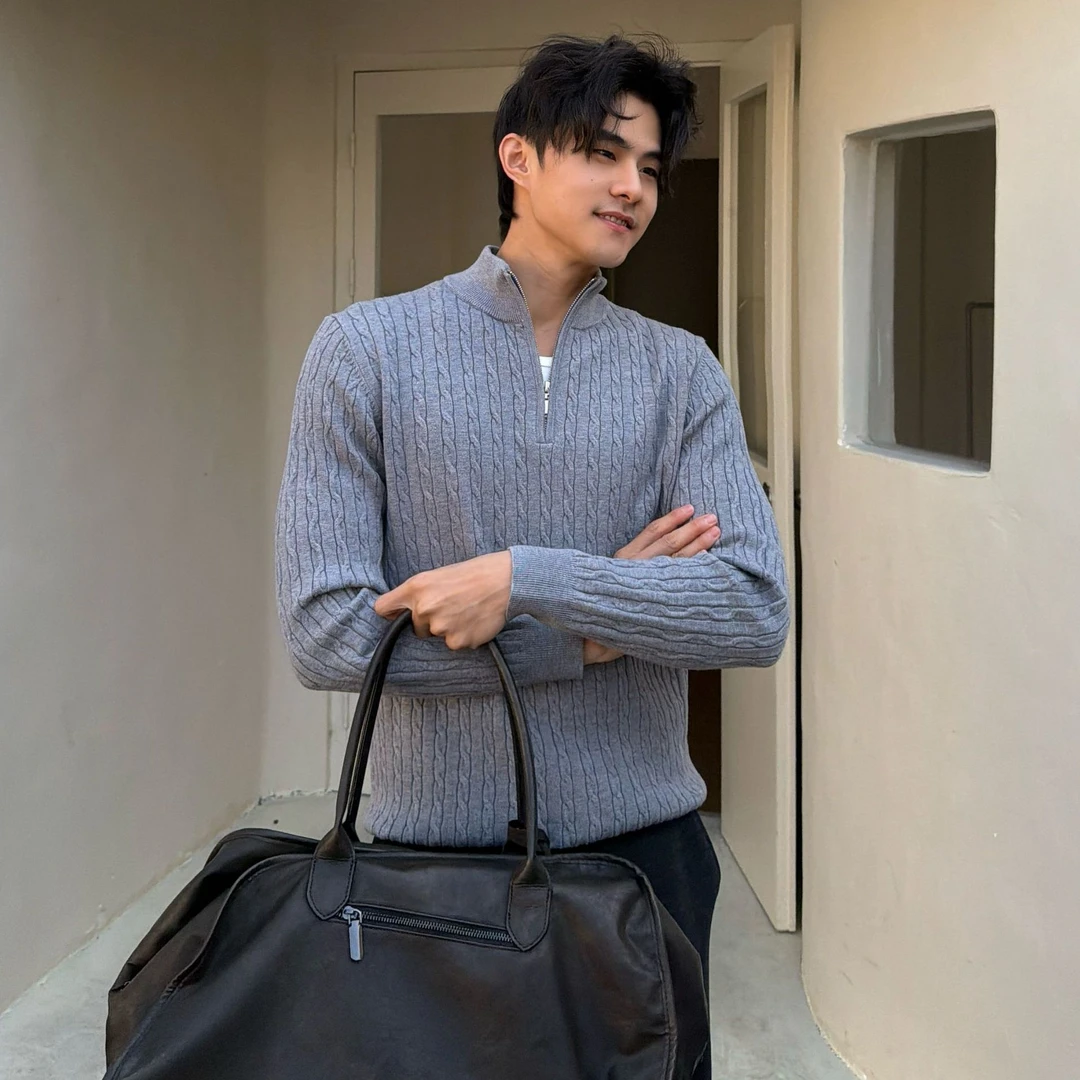毛衣男款冬季痞帅高级感轻奢半高领拉链羊毛衫纯色针织打底衫男
