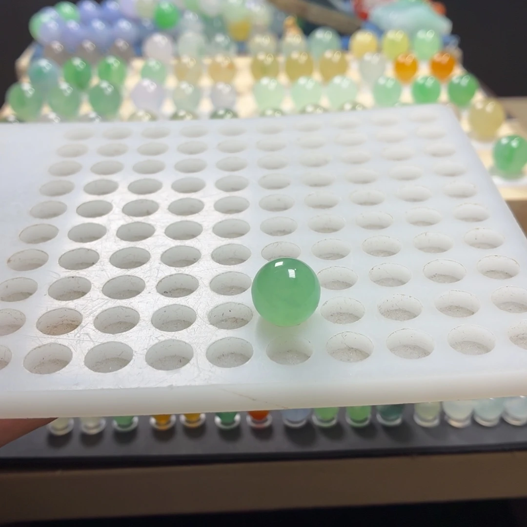 翡翠未镶嵌手链12翡翠圆珠