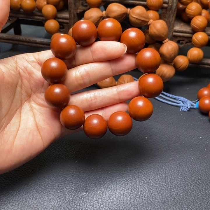 手串橄榄核1.85尺寸树王光珠