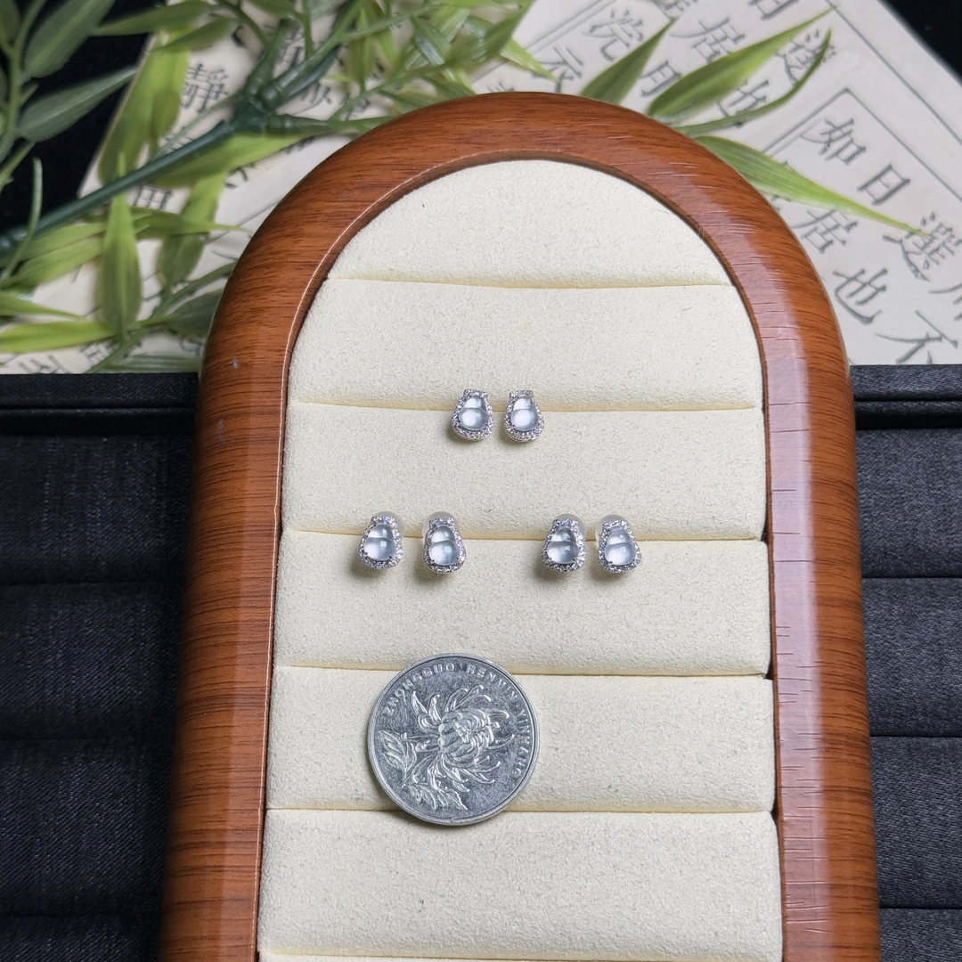 思懿珠宝 18K翡翠耳钉-2980-1-XMG-多样性发一