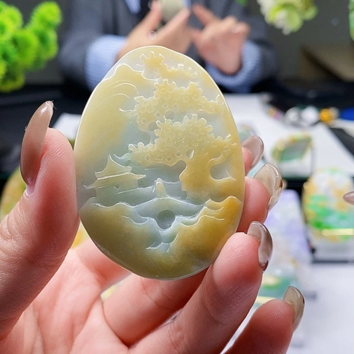 颈饰未镶嵌翡翠翡翠A货