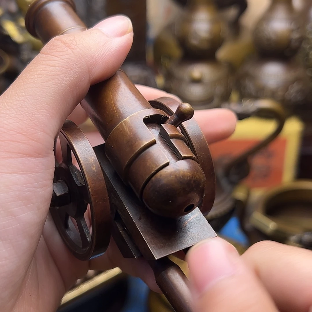 铜器摆件老王直播间