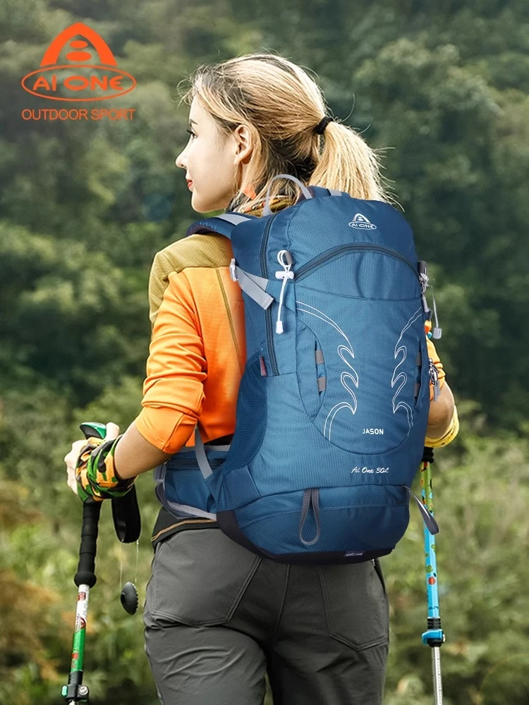 艾王户外登山背包30L悬浮登山包男女徒步户外包骑行双肩包旅行包