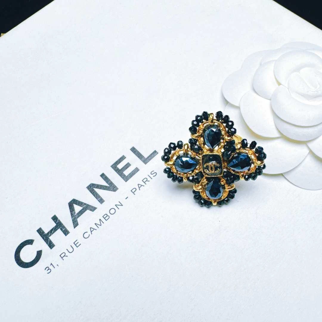 95新 Chanel/香奈儿 柚礼中古/香奈儿四叶草十字戒指lz509270