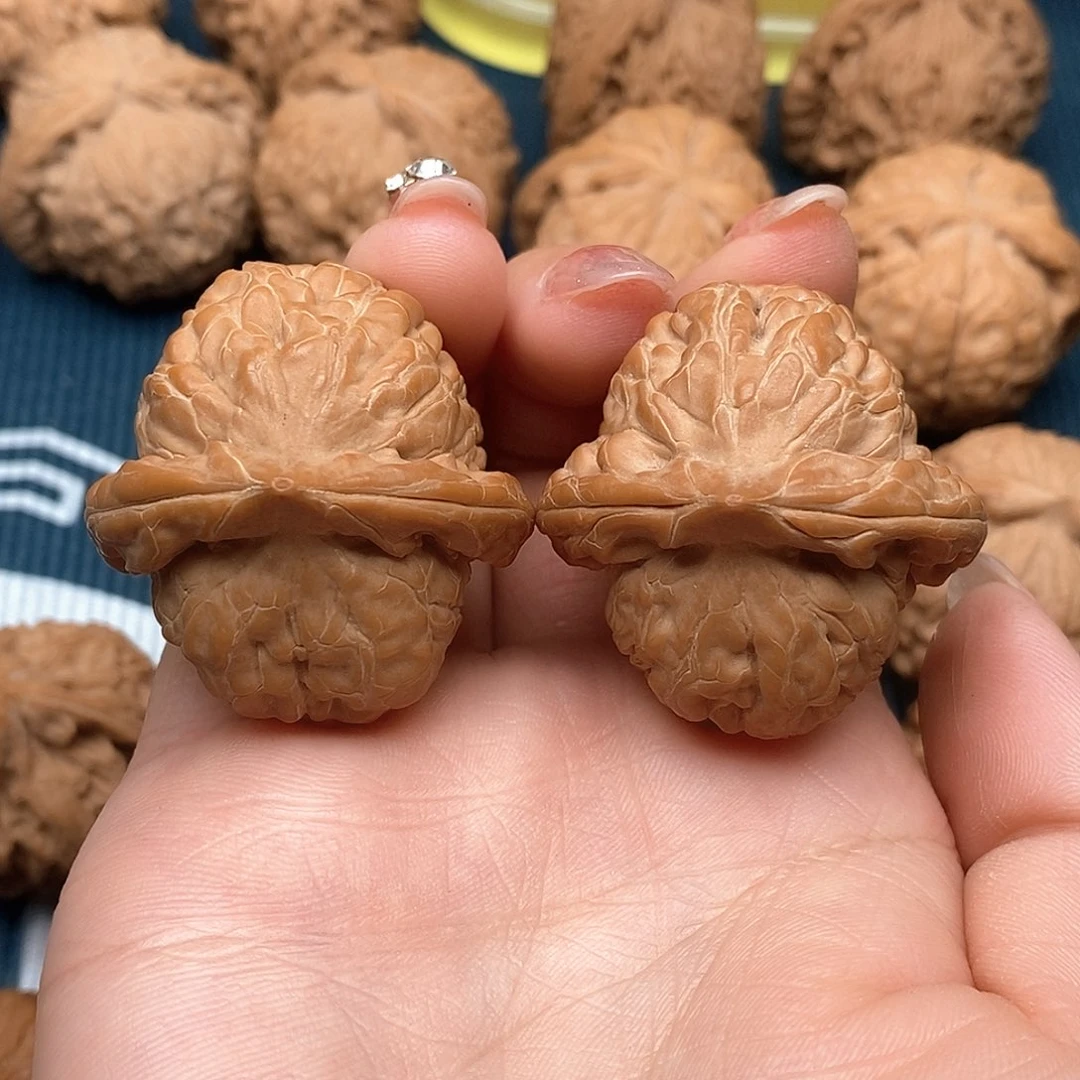 文玩核桃吊坠佬*。金字塔