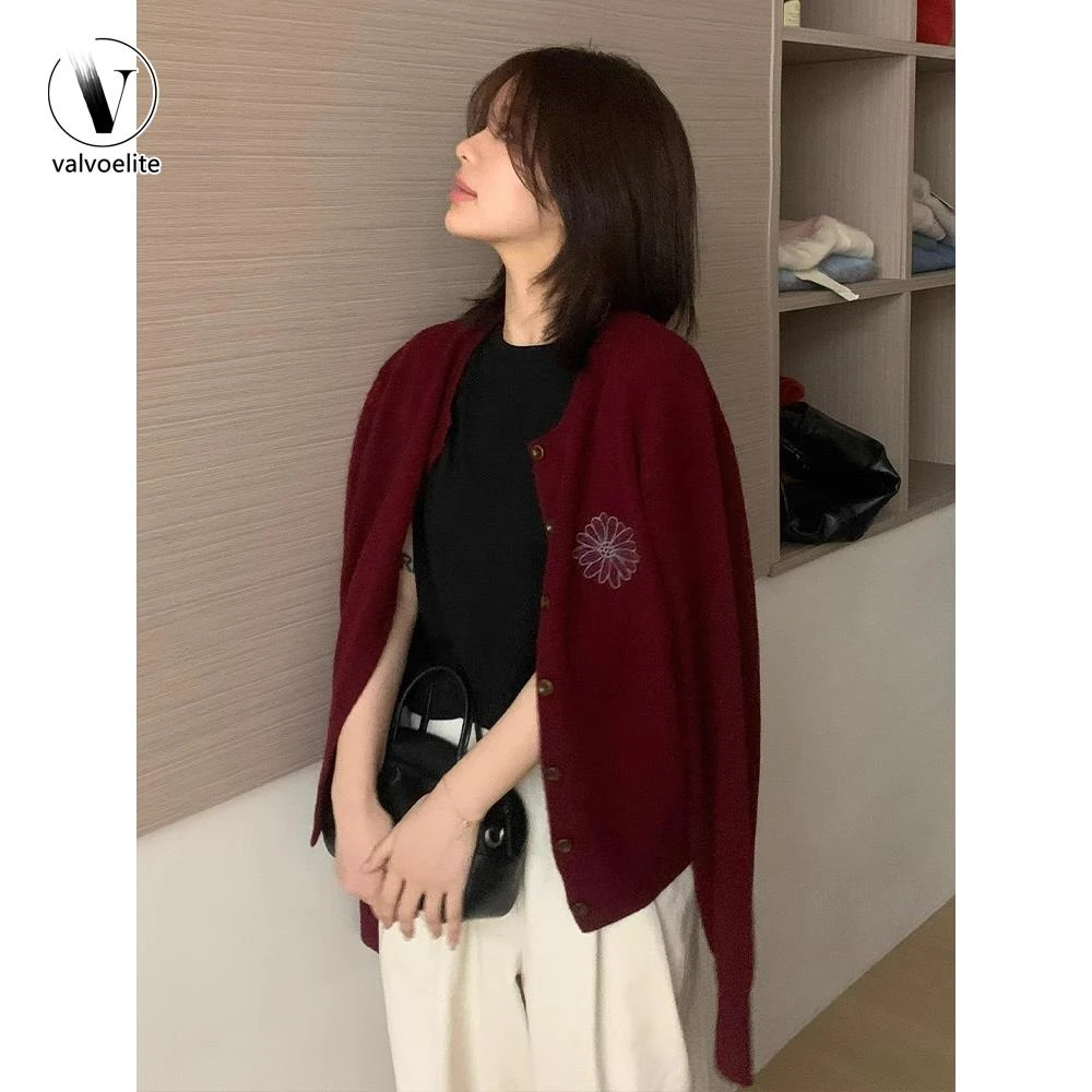 VALVOELITE刺绣长袖圆领针织开衫女秋新款减龄慵懒风上衣毛衣外套
