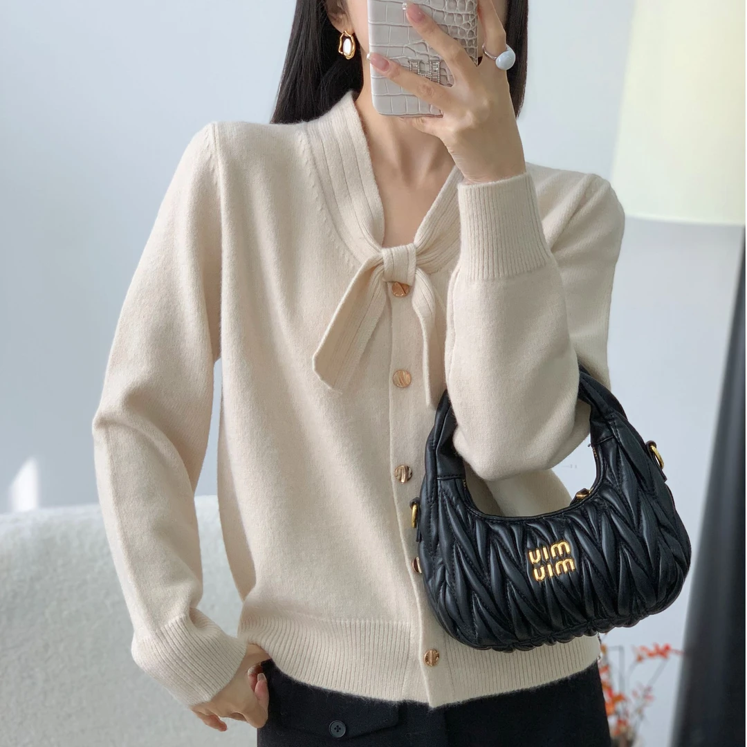 【芊荨精选】2024新款气质时尚百搭休闲蝴蝶结单排扣针织衫S480#S0