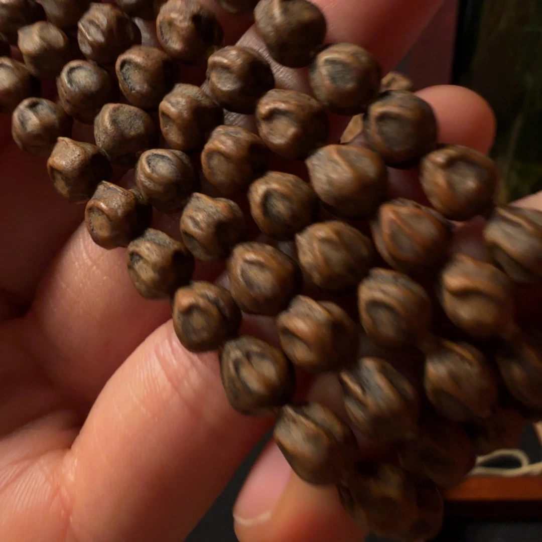 m***u柏香籽/百香籽吊坠