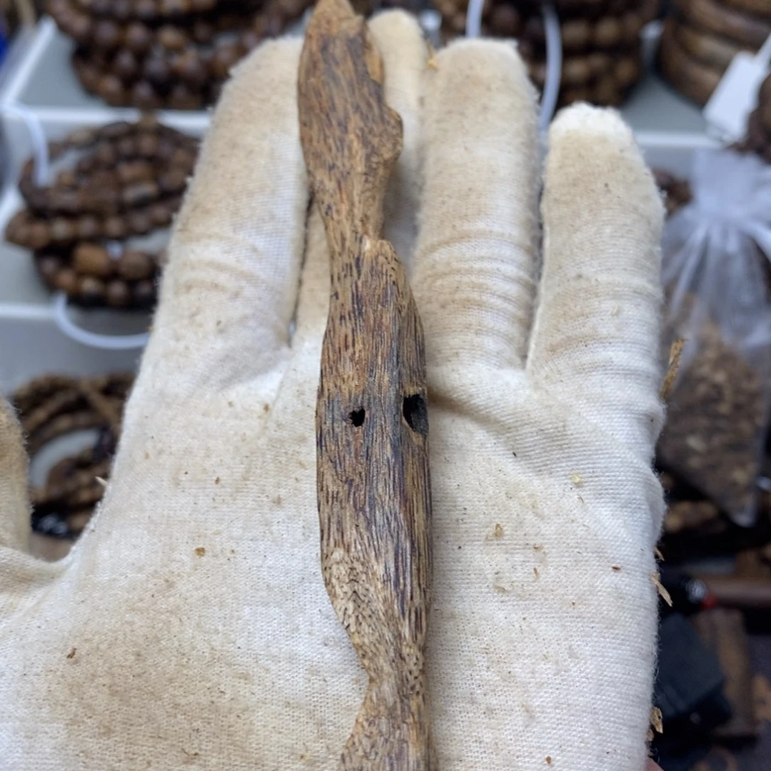 沉香碎屑沉香天然虫