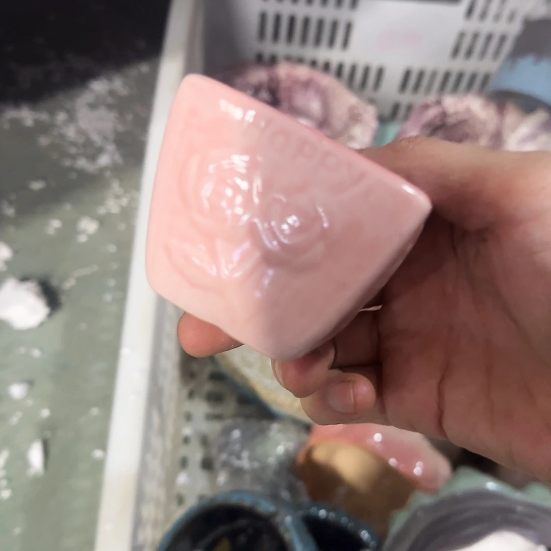 福利局库存尾单·有孔花盆当天满9元发9340