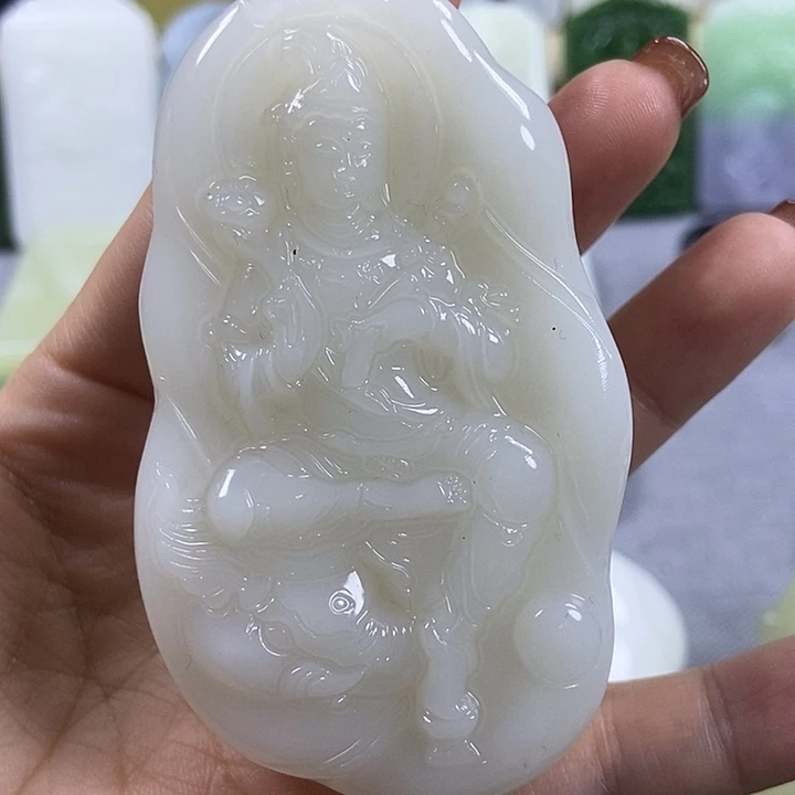 颈饰未镶嵌和田玉