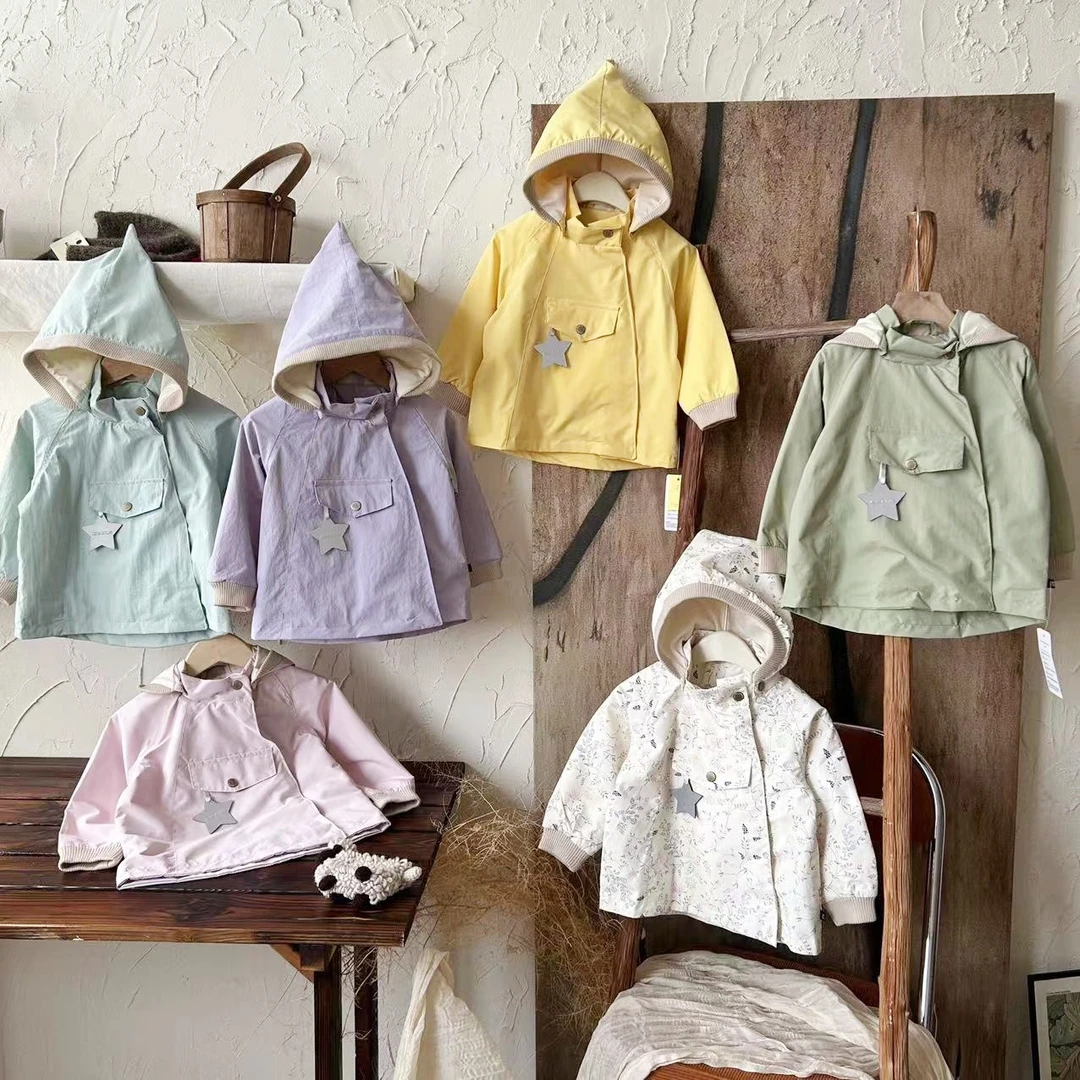 1-3岁童装风衣新款宝宝春秋Mat小童外套尖尖帽中性夹儿童秋季套装