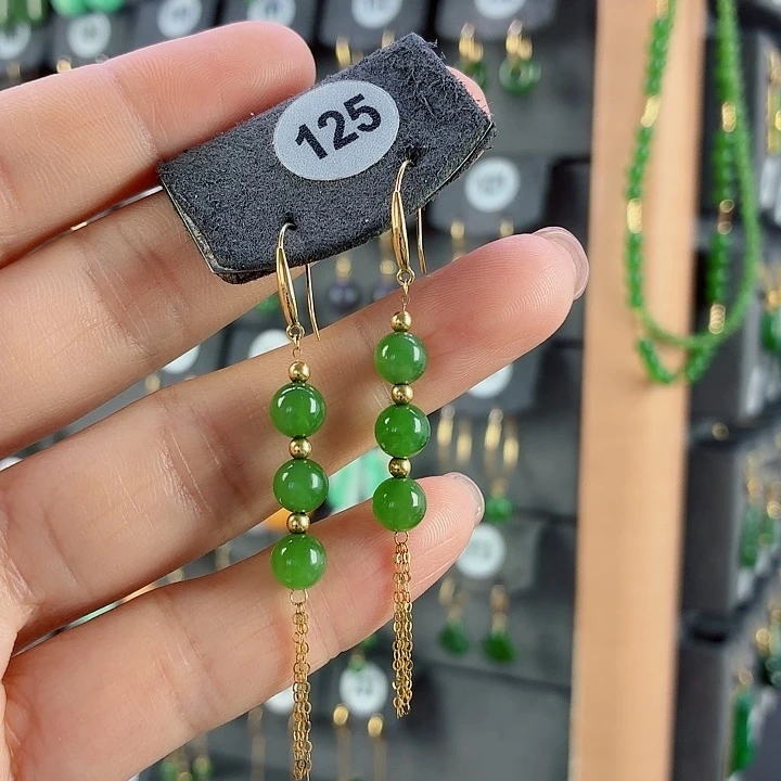 和田玉18K金镶嵌耳饰