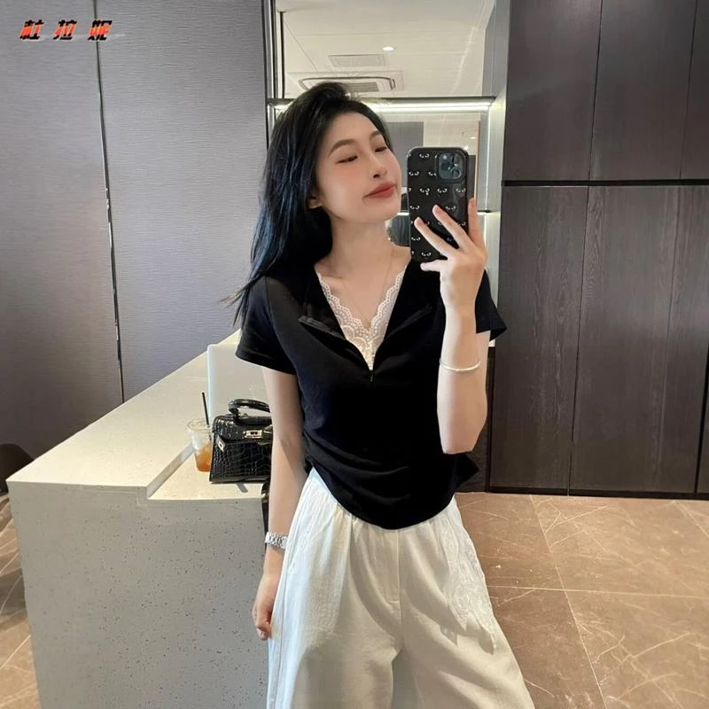杜拉妮黑色半拉链V领蕾丝假两件短袖t恤女款夏季独特绝美翻领上衣