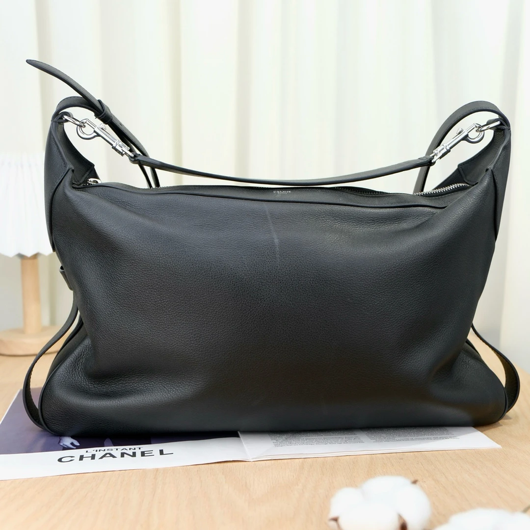 99新 LouisVuitton/路易威登 8458 赛琳 黑银 黑色夹克外套