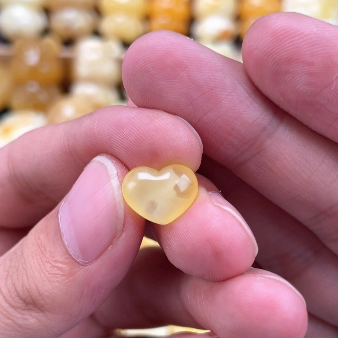 未镶嵌琥珀裸石蜜蜡