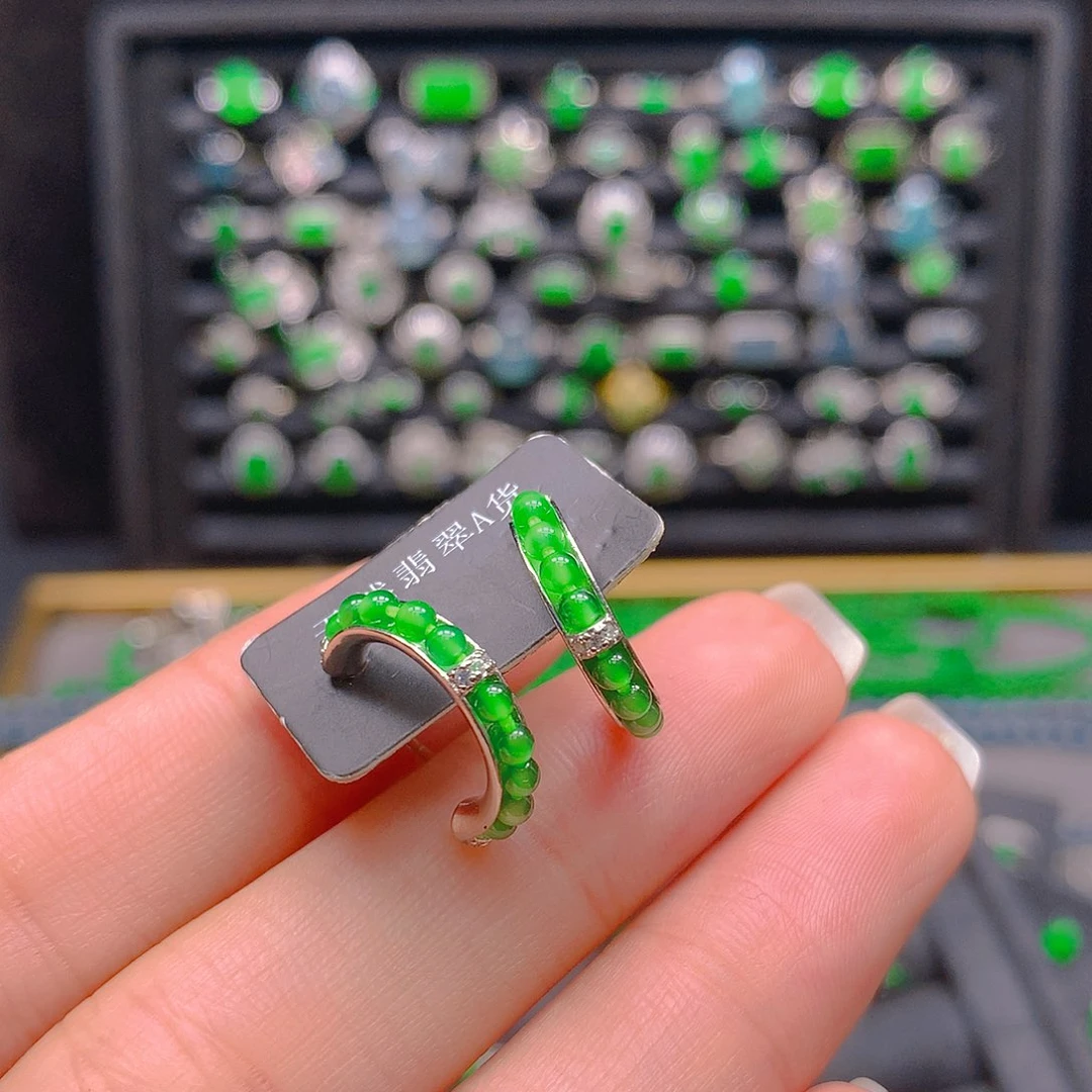 未镶嵌翡翠耳饰天然翡翠