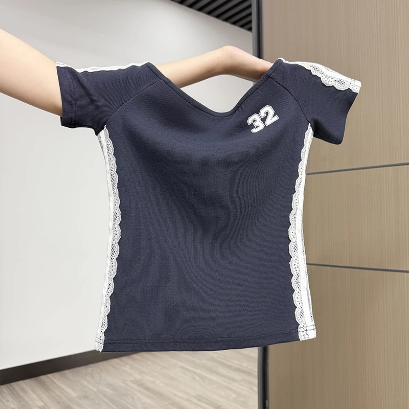 美式辣妹字母印花一字肩短袖T恤女夏季纯欲蕾丝拼接短款上衣