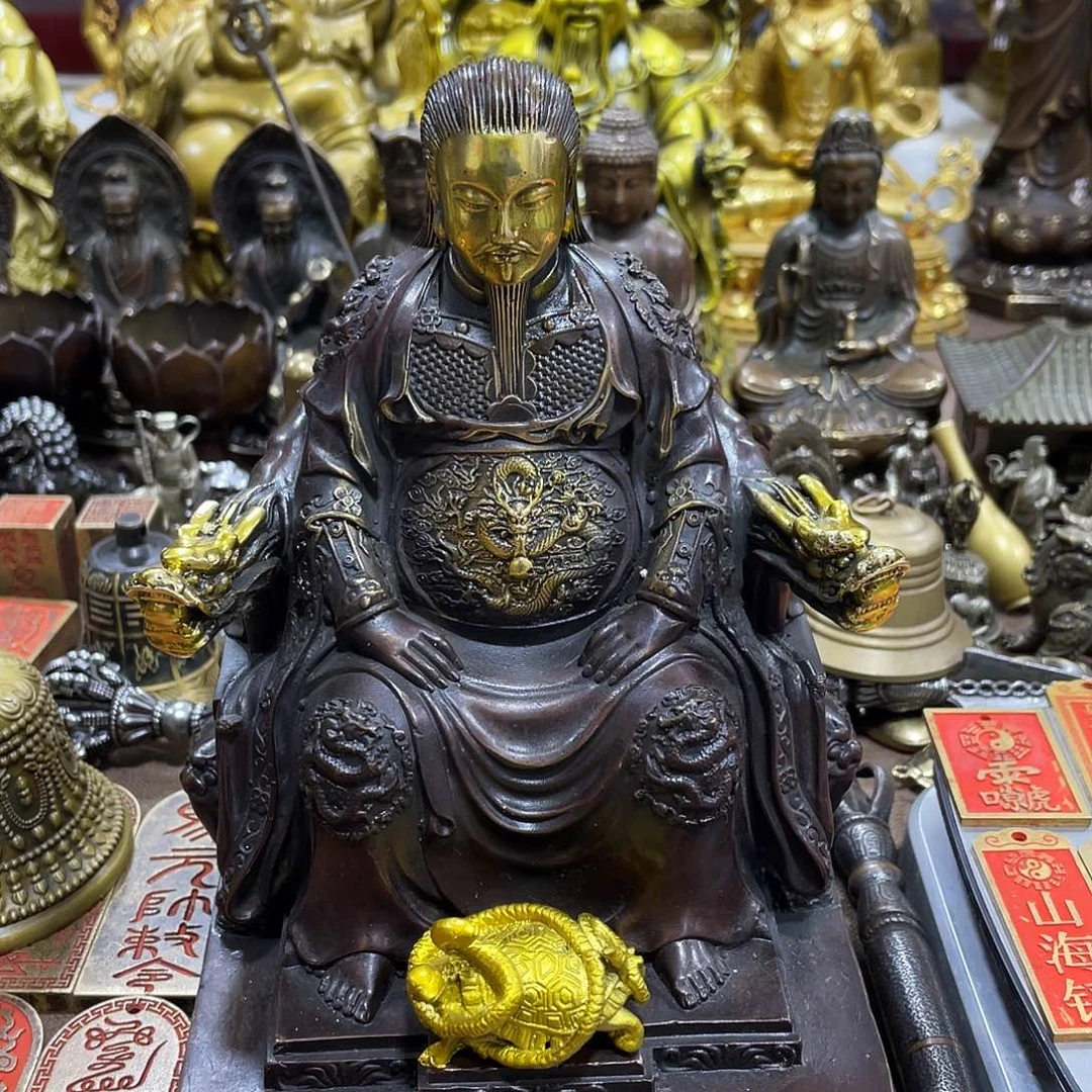 G***s黄铜材质精品摆件