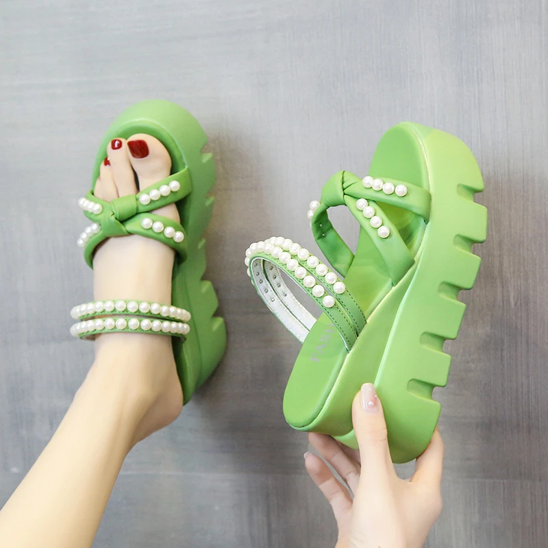 网红厚底拖鞋女夏外穿高级感松糕坡跟凉鞋珍珠两穿小个子凉拖鞋子