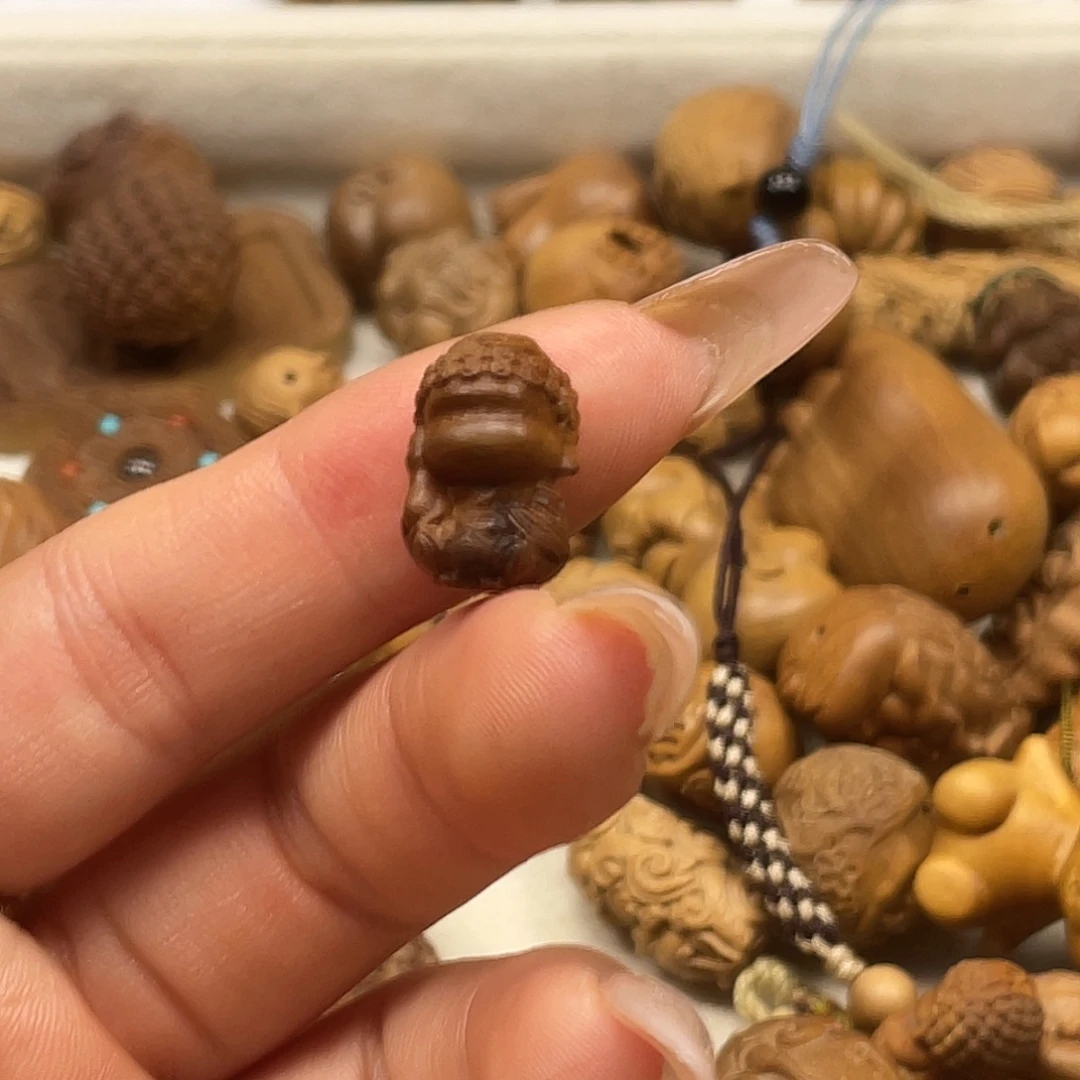 睡***～檀香木瑕疵无相佛