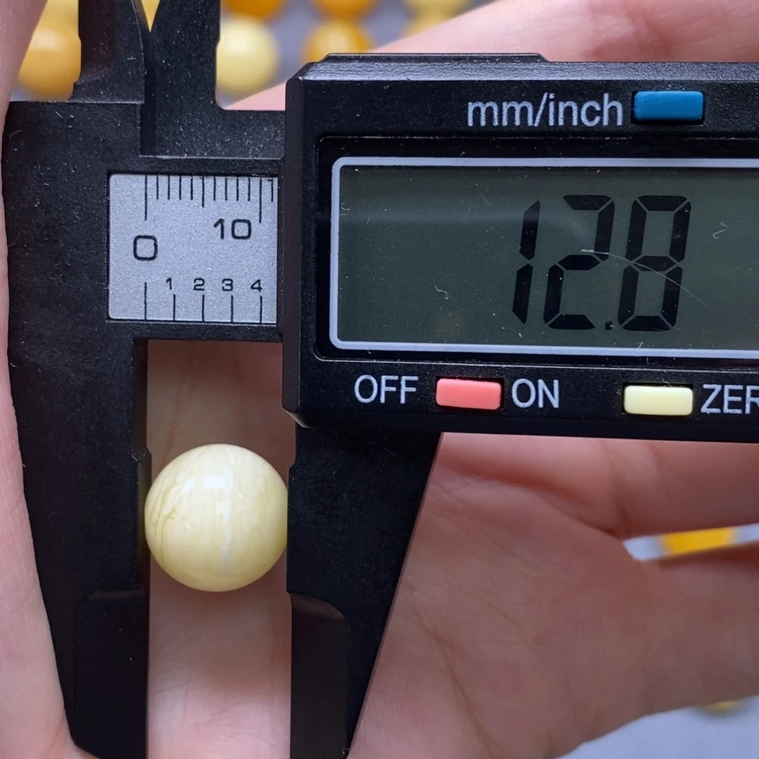 琥珀未镶嵌裸石纯天然