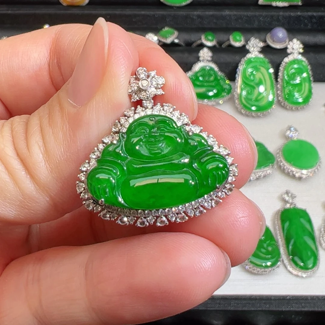 翡翠吊坠(不含链)18K金镶嵌