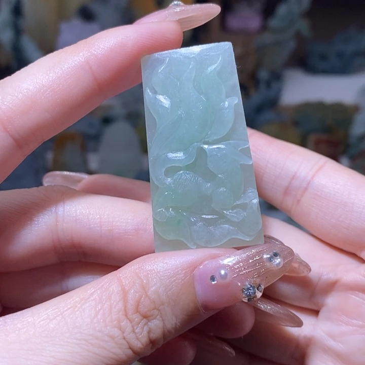 定制翡翠未镶嵌翡翠