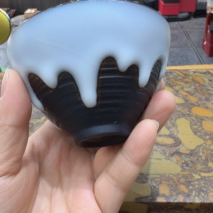 富得流油杯一个，瓷。品茗的好