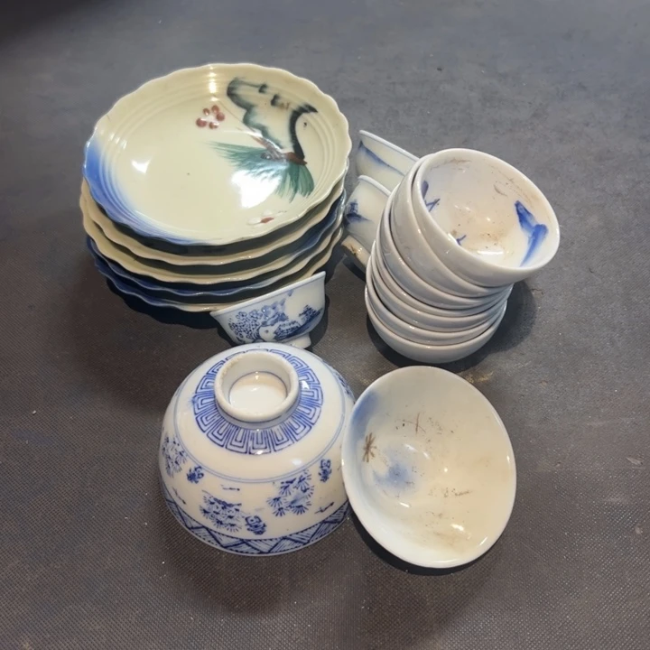 达***拍瓷片拾六家的瓷器瓷器