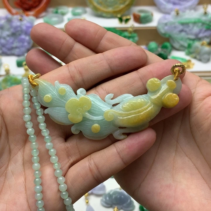 颈饰未镶嵌翡翠翡翠