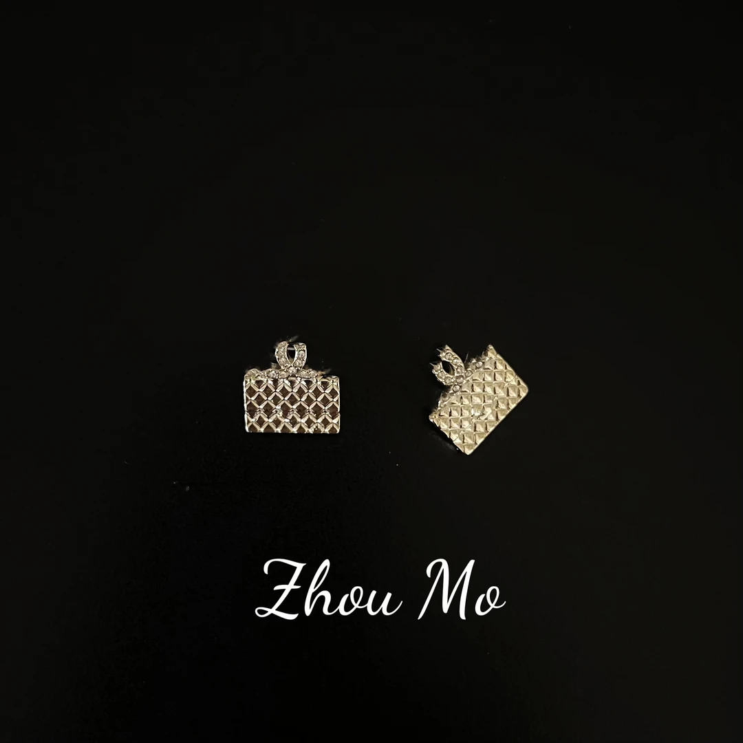 铜合金耳饰 【MOMO】经典金色包包耳环 B-117